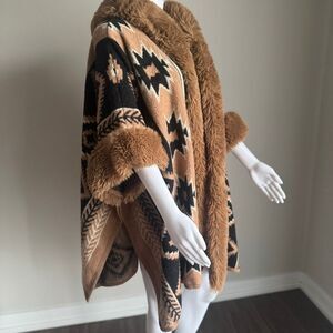 South West Faux Fur Trim Boho Poncho Shawl With Sleeves